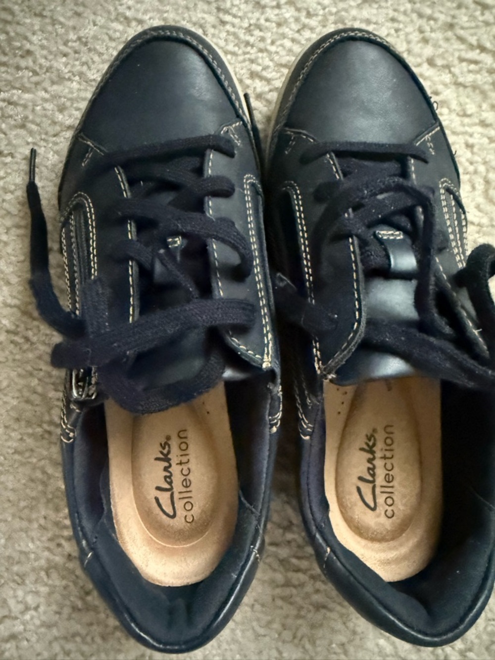 Clarks Navy Casual Lace-Up Sneakers size 7